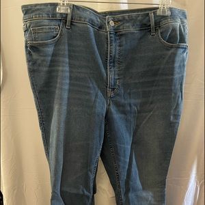 Old Navy Rockstar Skinny plus size  22 in blue excellent condition.